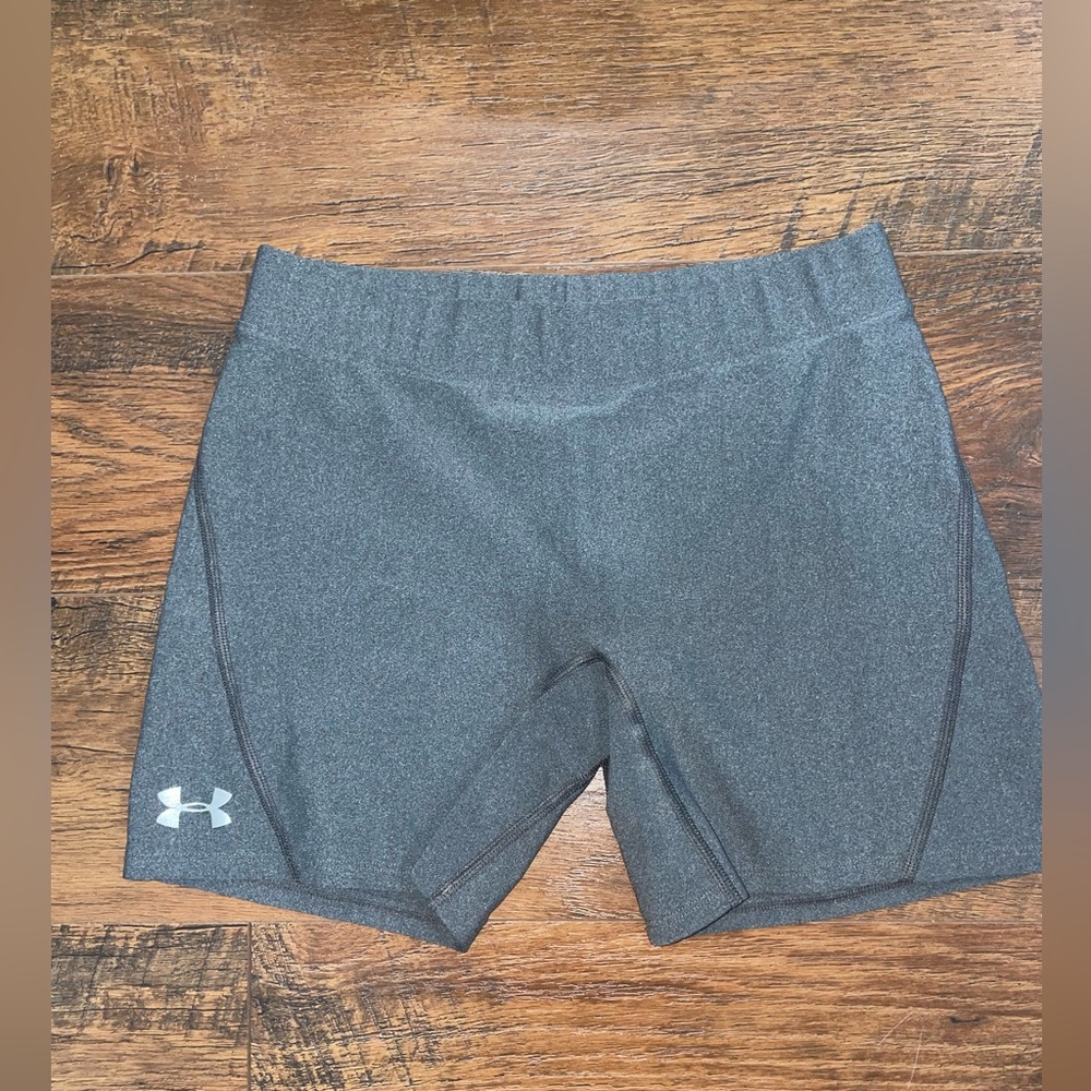 Under Armour Biker shorts
